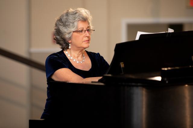 Dr, Lisa Kinzer during a concert performance